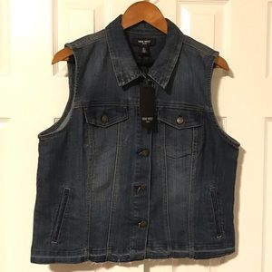 NWT Nine West Vest